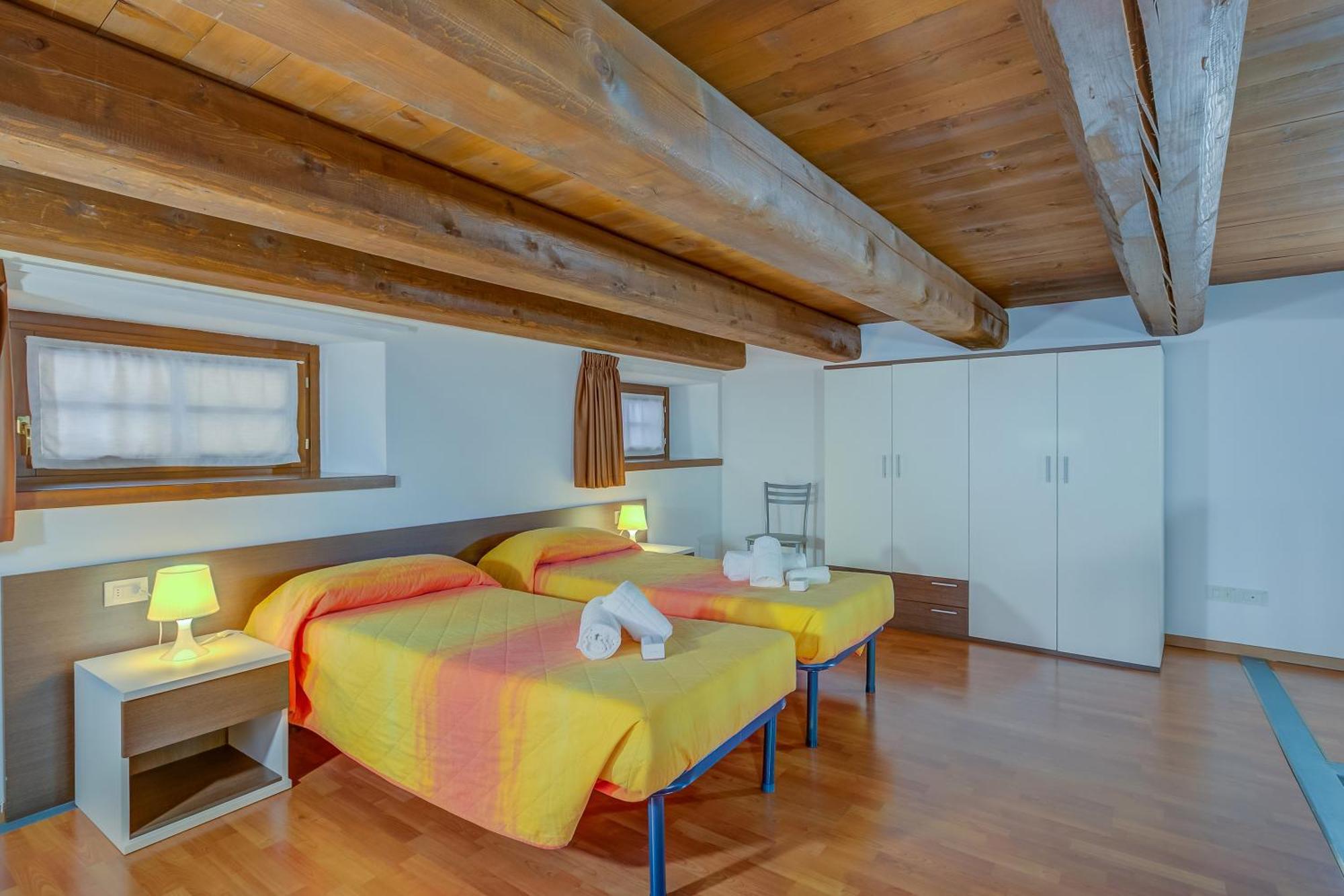Casa Alpino Aparthotel ริวาเดลการ์ดา ภายนอก รูปภาพ
