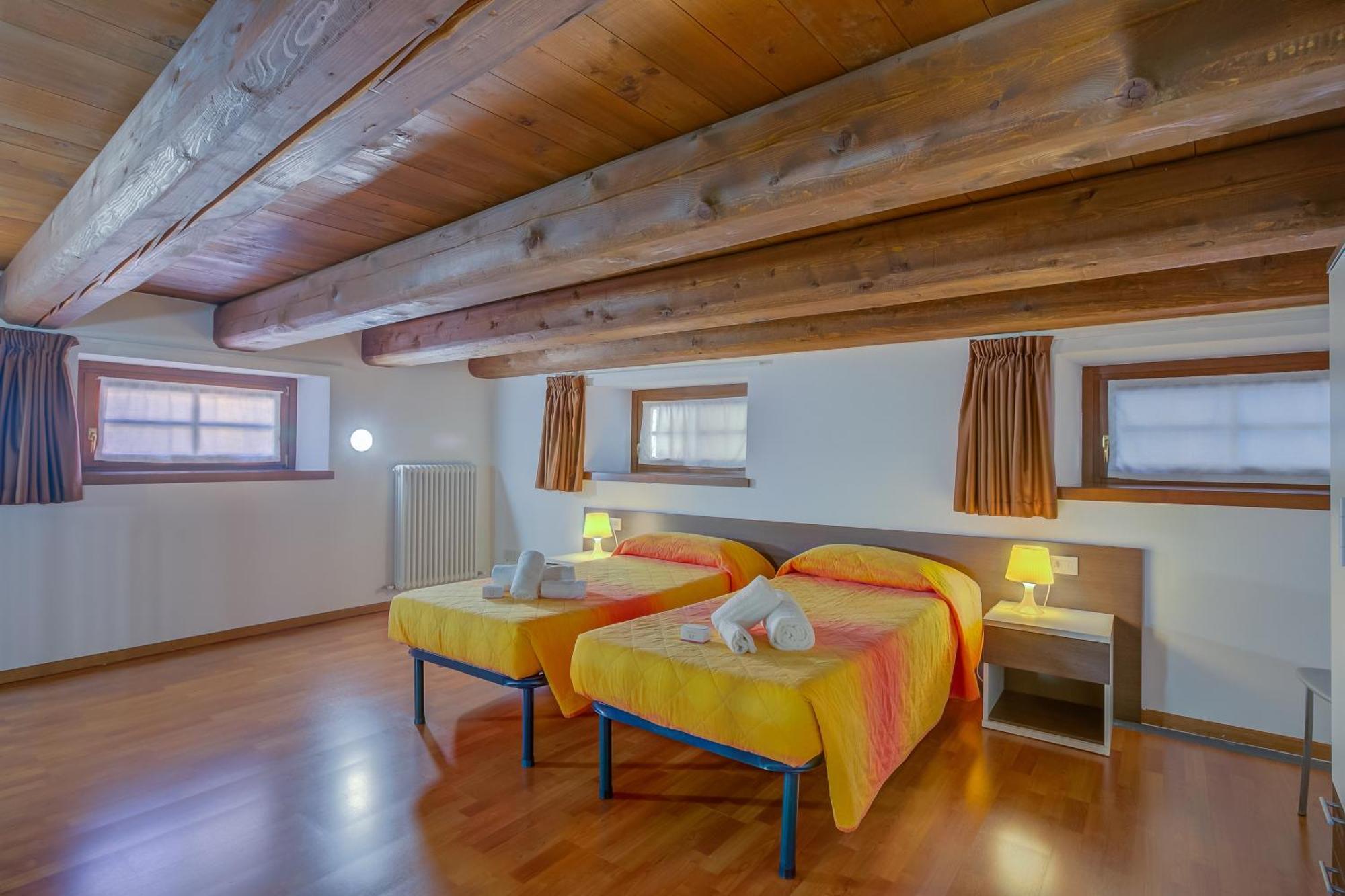 Casa Alpino Aparthotel ริวาเดลการ์ดา ภายนอก รูปภาพ
