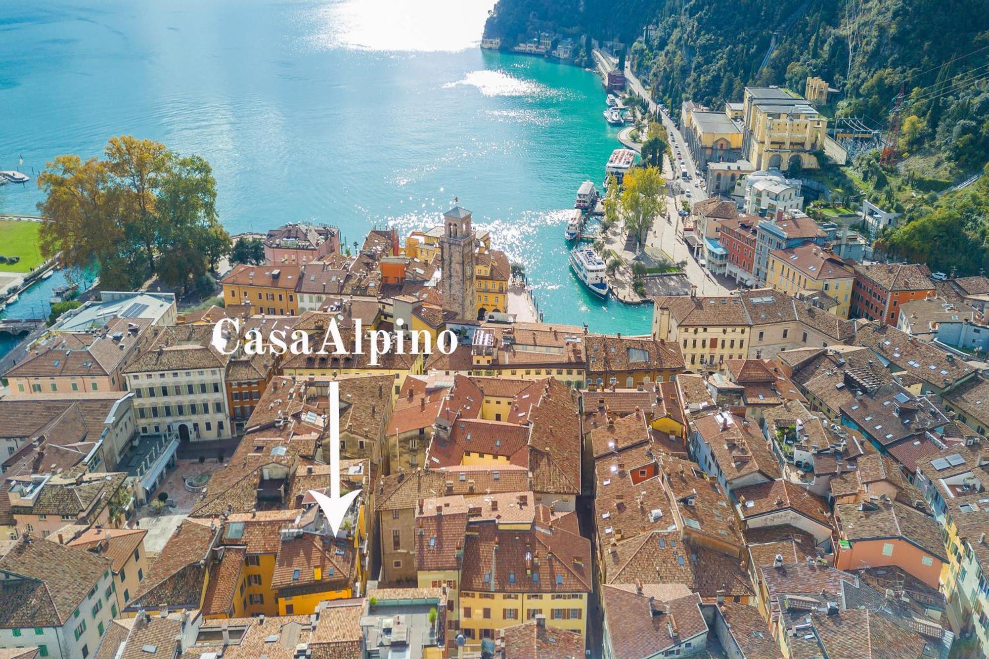 Casa Alpino - Happy Rentals ริวาเดลการ์ดา ภายนอก รูปภาพ