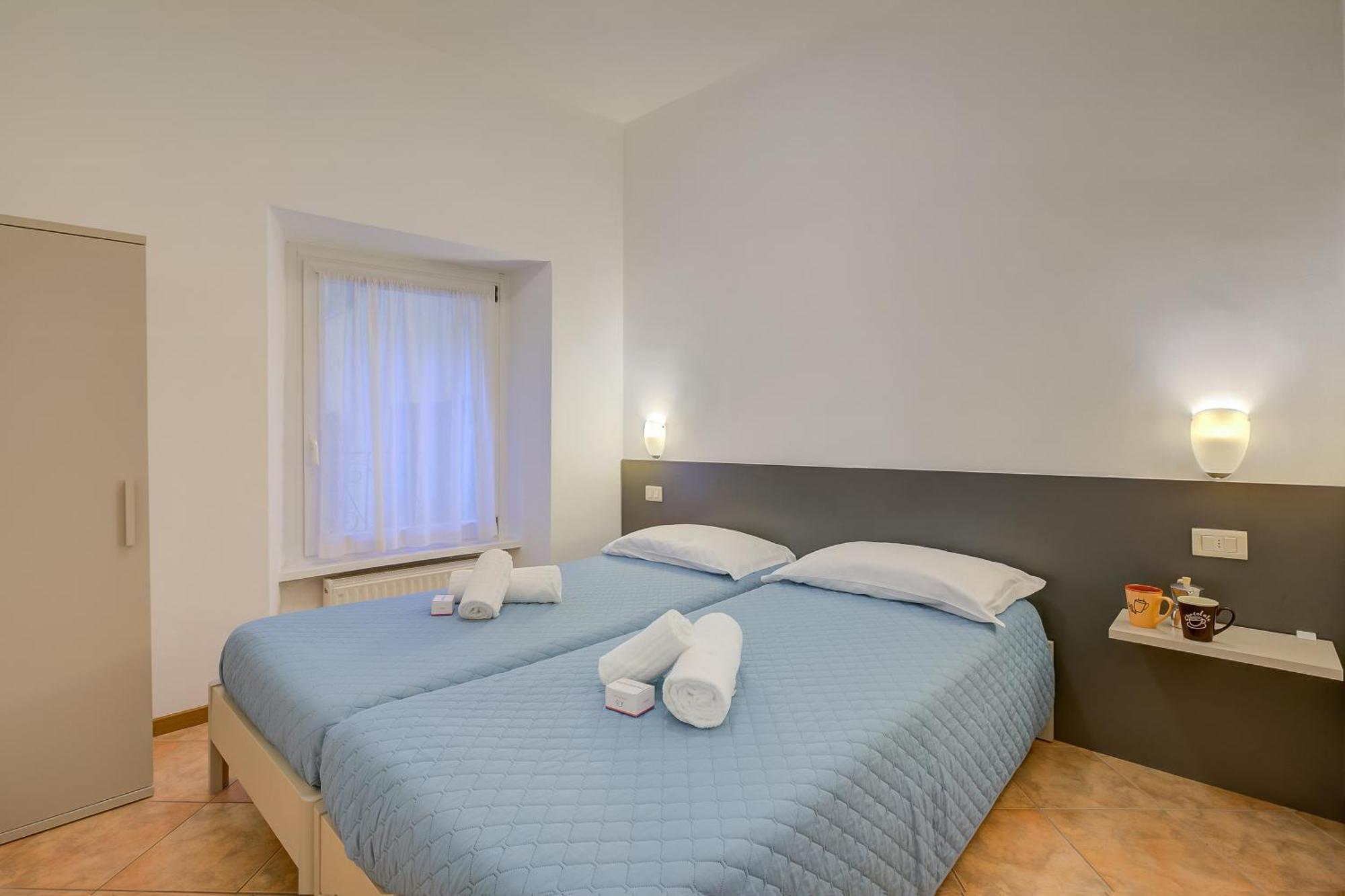 Casa Alpino Aparthotel ริวาเดลการ์ดา ภายนอก รูปภาพ